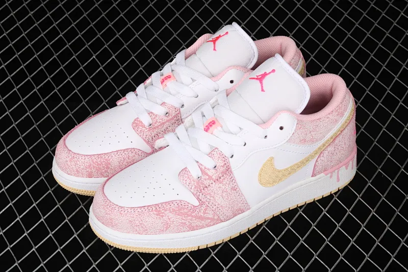 All categories Air Jordan Jordan series basketball shoes Air Jordan 1 Low Air Jordan 1 Low GS AJ1 Joe 1 low-top ice cream low-top basketball shoes CW7104-601